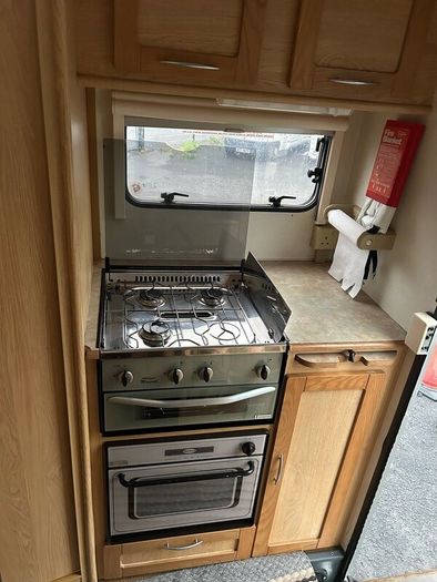 NI 2002 Autoquest 100 2.3 TD 4-Berth