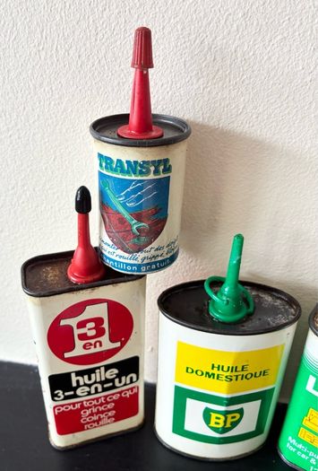 Job lot of 4 Vintage Oil Cans