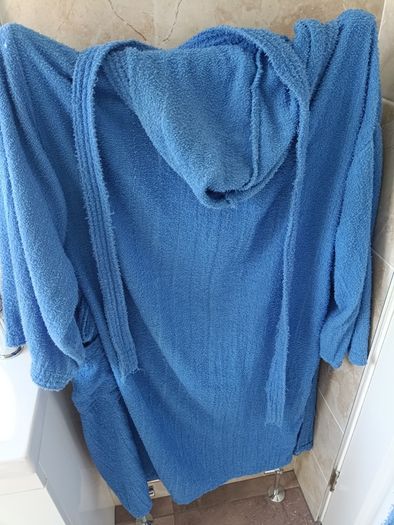 Swimming pool bathrobe - Free shipment