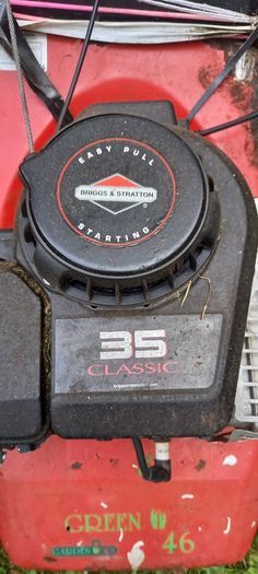 Briggs and Stratton lawnmower ( petrol engine)