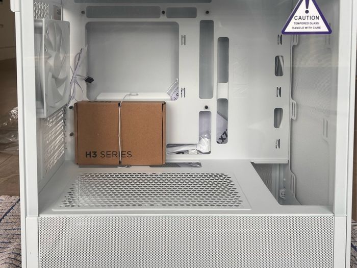 NZXT H3 flow micro ATX