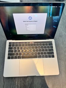 Apple MacBook Pro 13 A1989 With Box Fully Working Good Condition