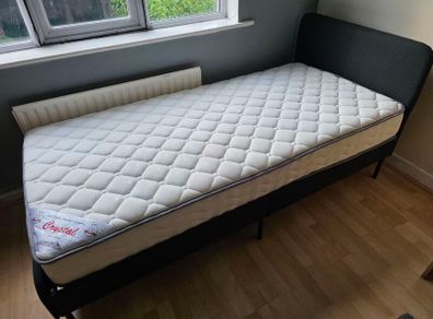 Single matress with bed frame