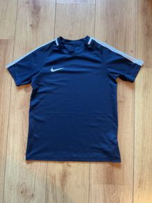 Boys Nike Dry Fit T-shirt 10-12years