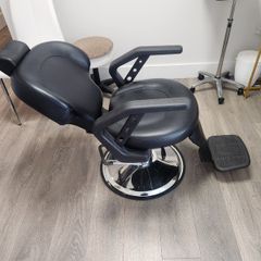 Barber / Beauty Reclining Chair