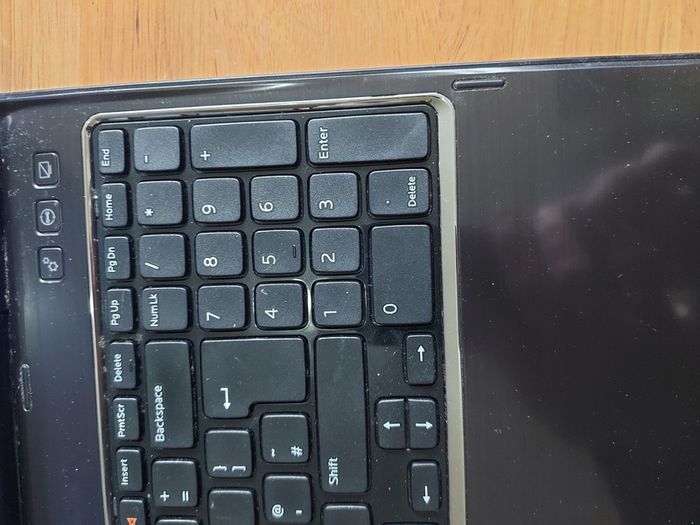 Dell Inspiron N5110, Intel Core i5-2310M CPU, 2.3GHz, 4GB Ram, 500GB HDD, Windows 7 Home, Chrome, Mozilla Firefox, and VLC