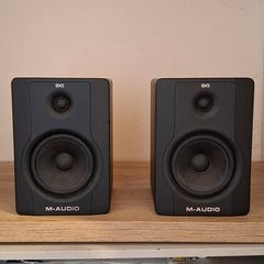 M Audio BX5 D2 Studio Monitors