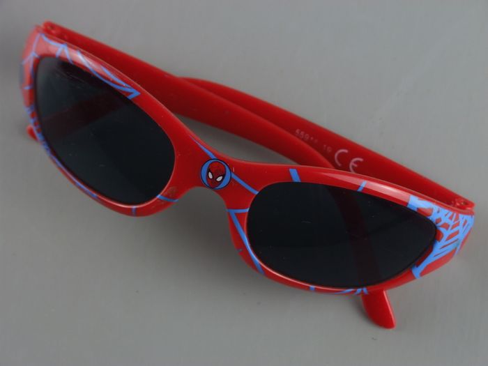 Spider-Man face mask plus kids' sunglasses