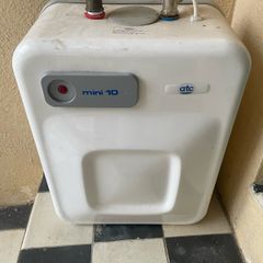 electric water heater