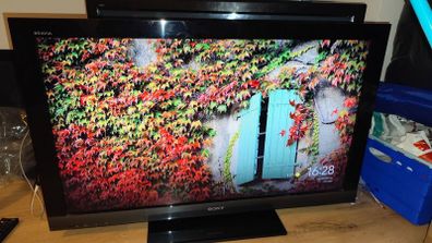 Tv Sony Bravia 40" and remote