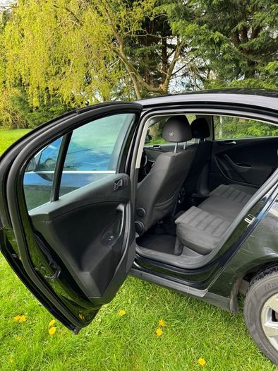 car Volkswagen passat 2006