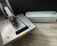 Siser heat press & cricut air 2