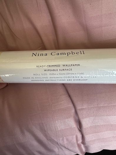 Nina Campbell wallpaper