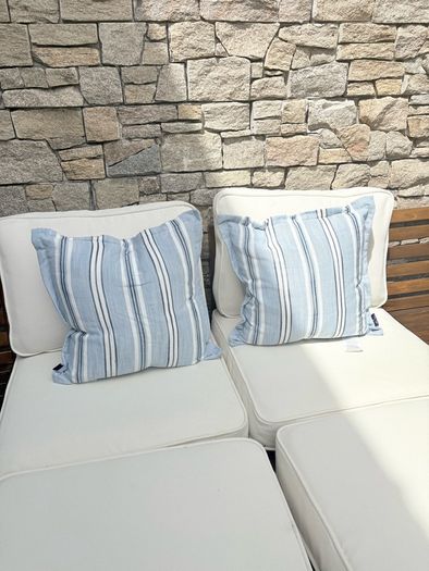 New 52cm x 52cm Oxford style Cambridge blue, French navy and white outdoor cushion