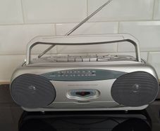 radio/tape cassette