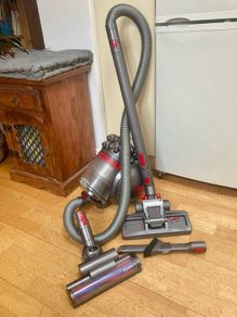 Dyson big ball cinetic science vacuum cleaner