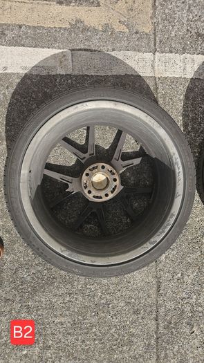 BMW Style 763M 20" staggered alloys with TPMS sensors