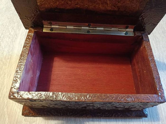 Vintage leather trinket box
