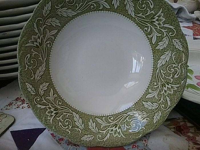 J& G Meakin Renaissance Green Vegetable Bowl