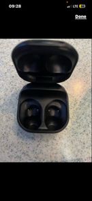 Samsung Galaxy Buds Pro earphones charging case