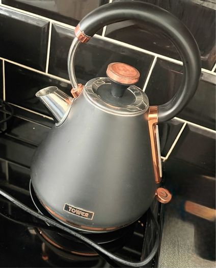 Kettle/ toaster set