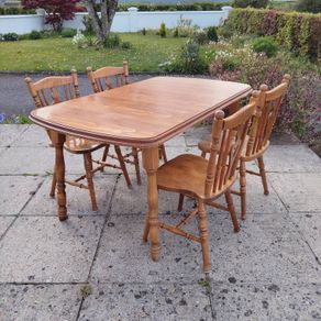 Oak Table And Chairs