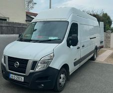 nissan nv400