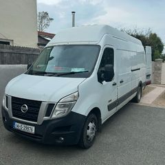 nissan nv400