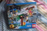 LEGO City Mountain Fugitives (60171), a retired 88-piece police-themed building set