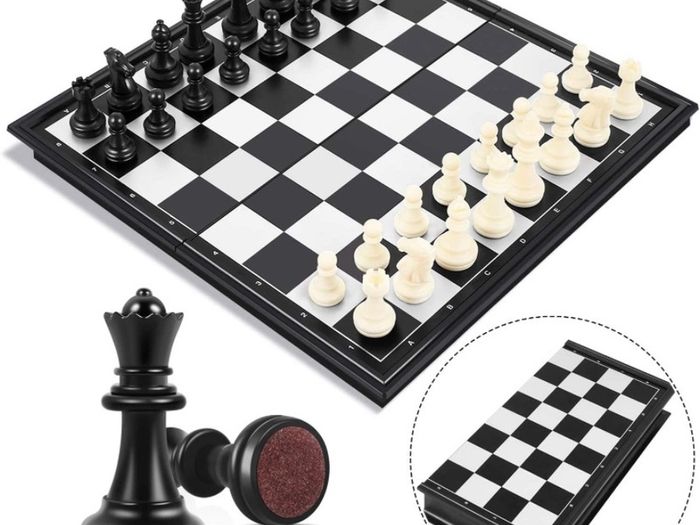 Chess Board Set Game -Travel Magnetic Chess Piece Set with Chess Folding/Portable Storage Board-Traditional Strategy Game for Kids/Children/Adults MULTIPLE COLOURS AVAILABLE, SEE PHOTOS (FREE POSTAGE)