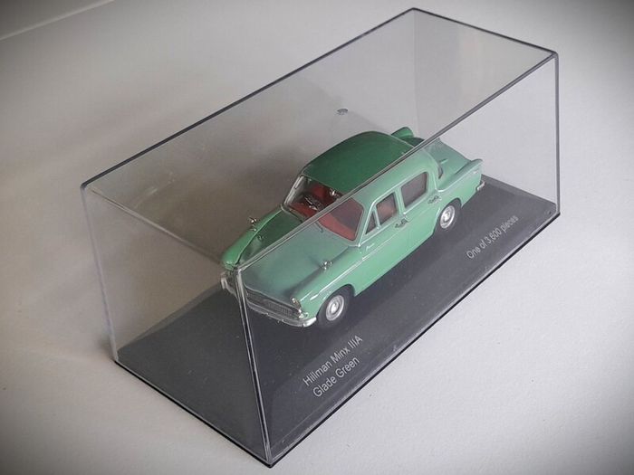 Diecast Model Hillman Minx Series IIIA Glade Green - Collectable Vanguards 1:43
