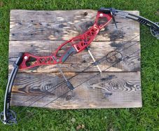 Archery Bow, Sport style compound 40-60 lbs, +3 arrows and bonus
