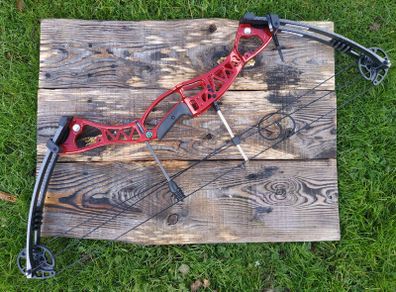 Archery Bow, Sport style compound 40-60 lbs, +3 arrows and bonus