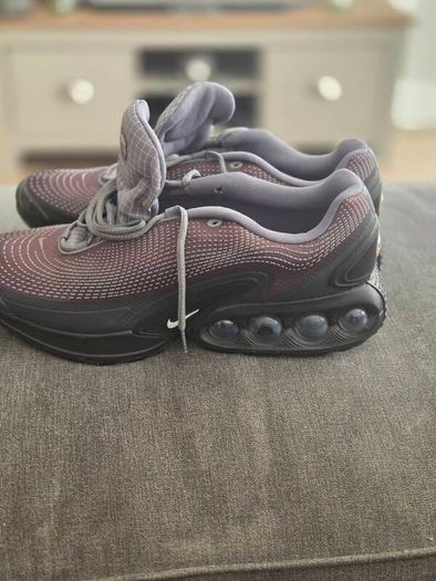 Nike Air Max DN ( UK 13) x 2