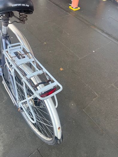 Hybrid bicycle - size L