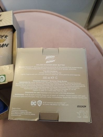 Wonder woman beauty bundle from Boots