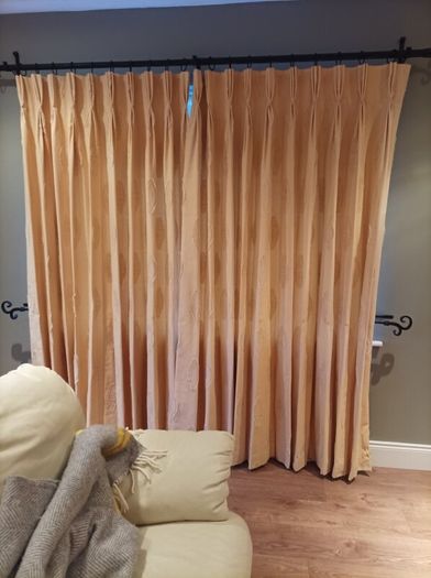 2 x Pairs Curtains & 3 Free Matching Cushions