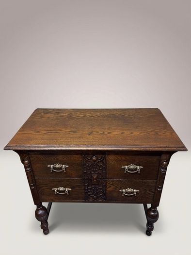 Charming Early 20th Century English Oak Chest of Drawers