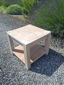 lamp / side table