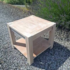 lamp / side table