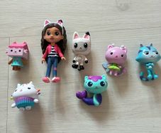 Gaby's Dollhouse figures