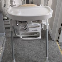 Peg Perego Prima Pappa Zero3 High Chair - Adjustable and Foldable