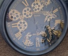 Wall clock