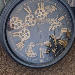 Wall clock