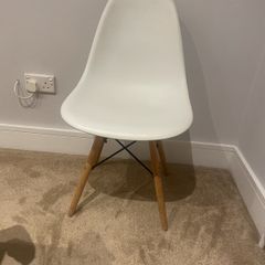 White DSW style dining chairs