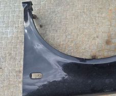 Volkswagen Golf Mk4 passenger side wing