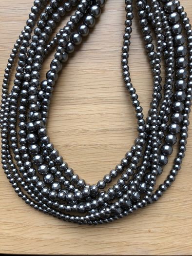 Necklace and bracelet set