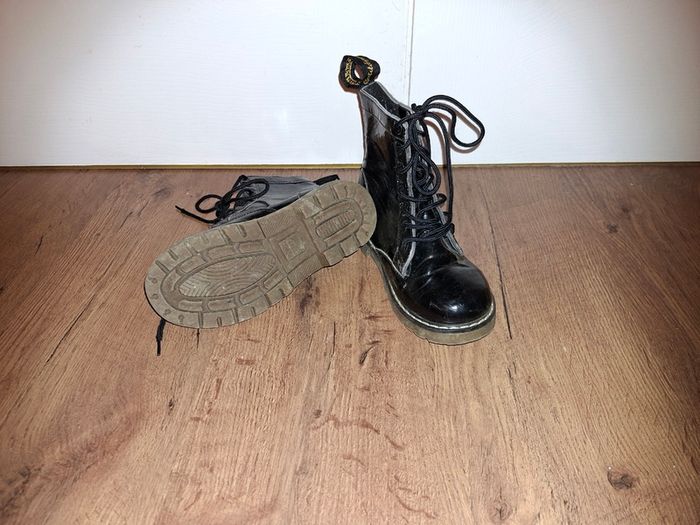 Beautiful Next coat(7-8 years)+Goldigga boots(size 11)
