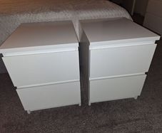 bed side drawers