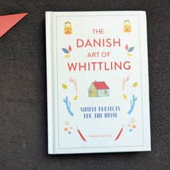 B00K_Art of Danish Whittling